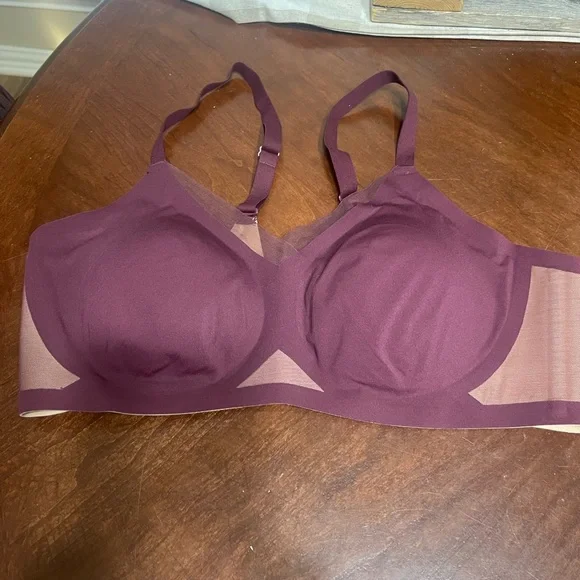 Honeylove XL CrossOver Bra shapewear - Picture 4 of 6